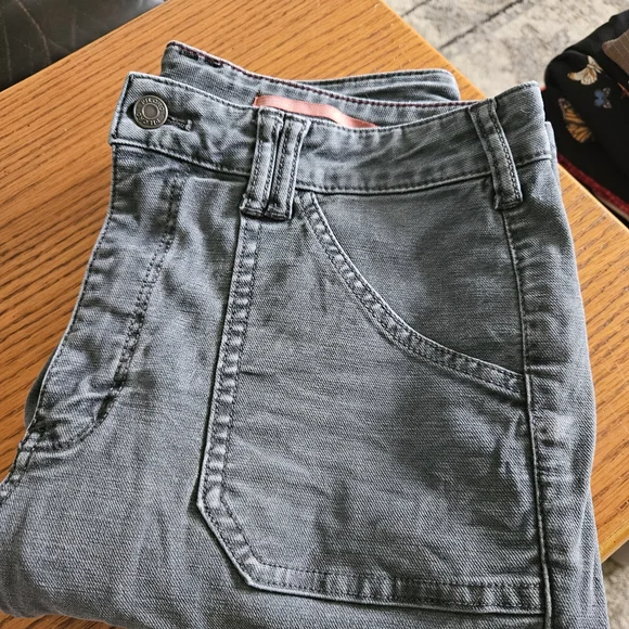 Pilcro Gray Cargo Bootcut Pants - Picture 4 of 6